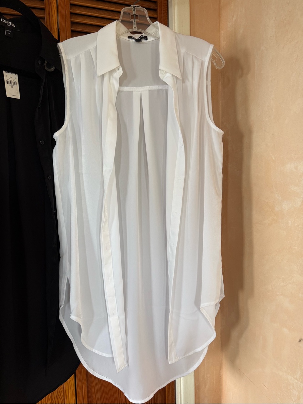 Express new tags off tunic sleeveless blouse